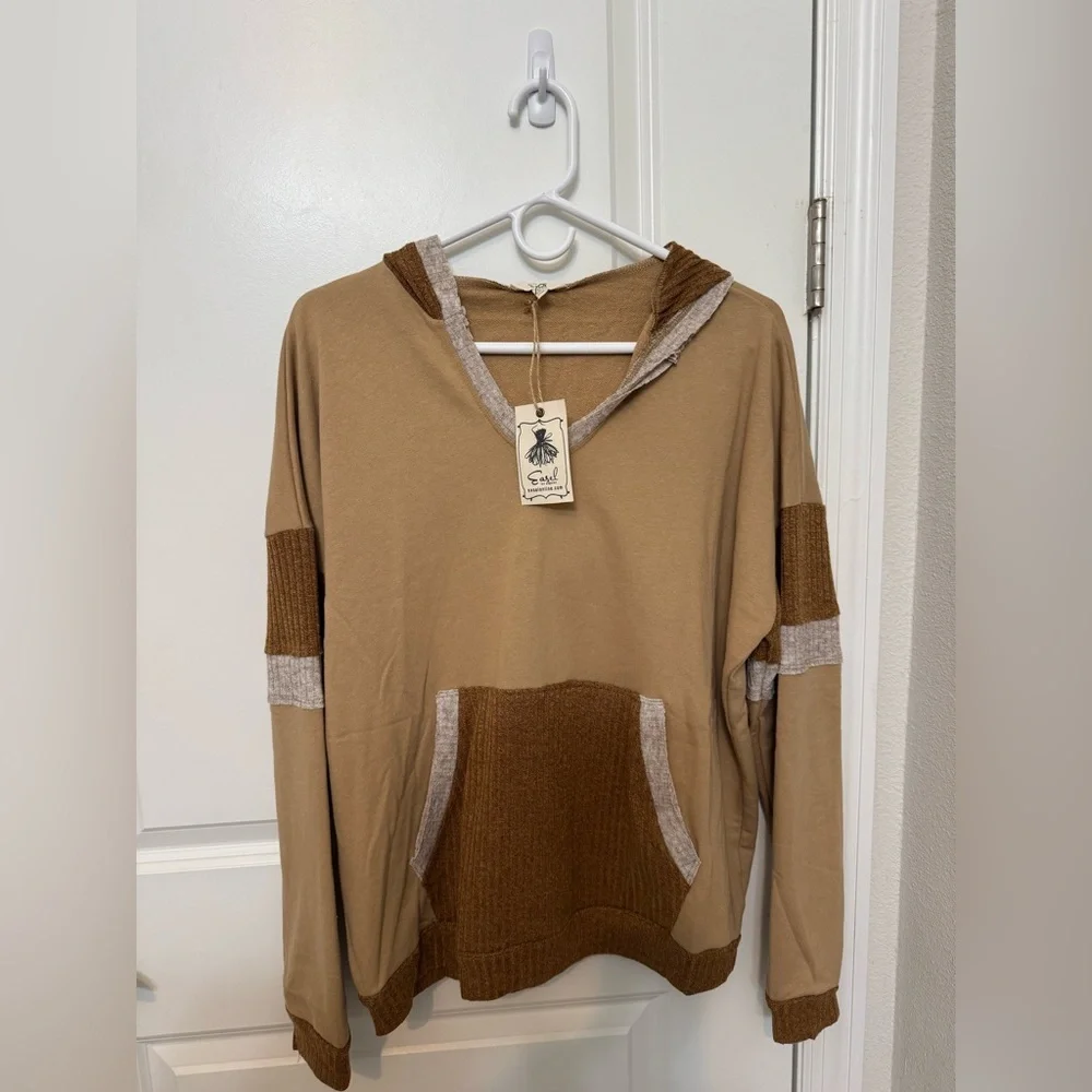 Easel Tan Color Blocked Hoodie - Picture 4 of 7